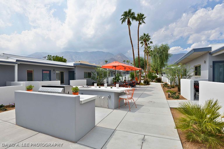 Stonewall Gardens Assisted Living, Palm Springs, CA 1