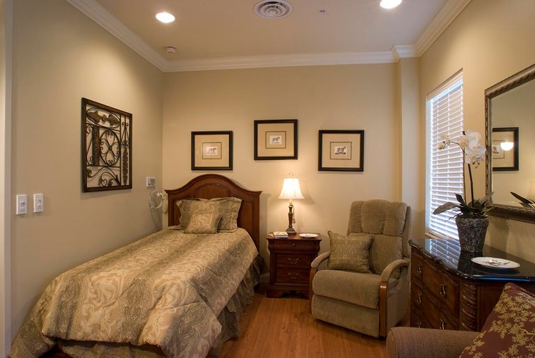 Summit Place In The Hills, Rochester Hills, MI 1