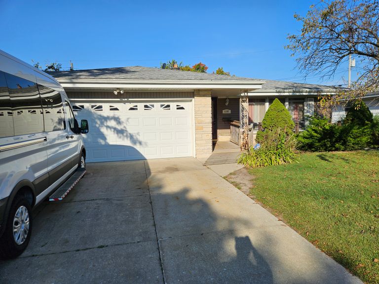 Manhattan Home Adult Family Group Home, Racine, WI 1