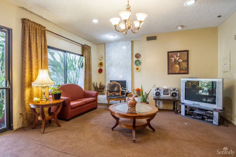 Savant of Burbank East, Burbank, CA 1
