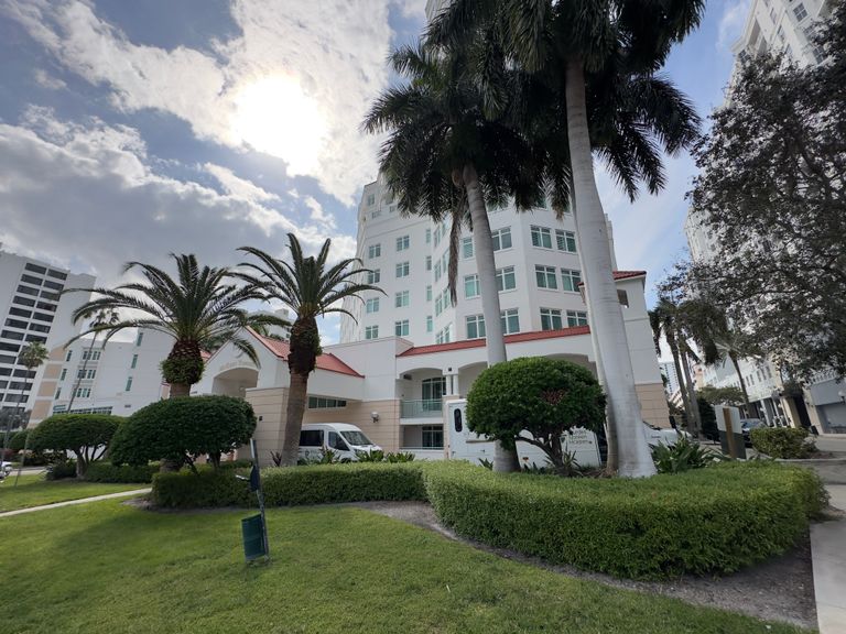 Lourdes Noreen Mckeen Residence, West Palm Beach, FL 3