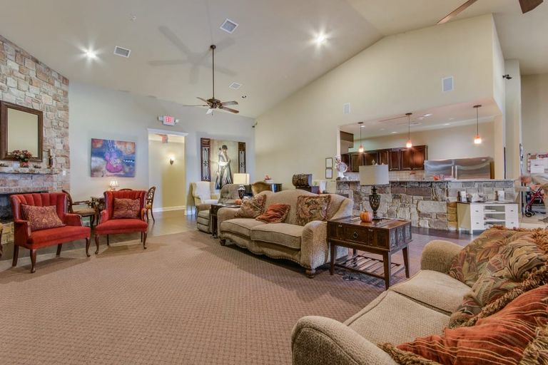 Arbor House of Horseshoe Bay, Marble Falls, TX 3