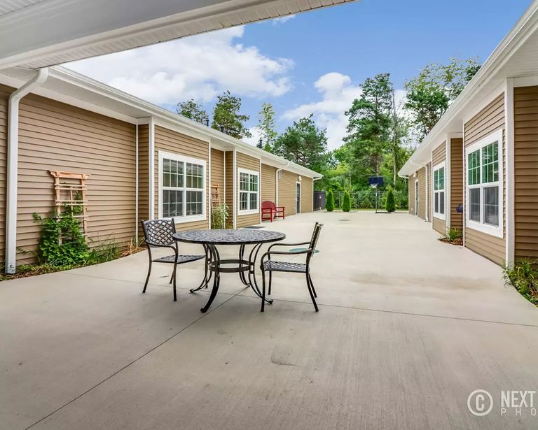 Candlestone Assisted Living & Memory Care, Midland, MI 3