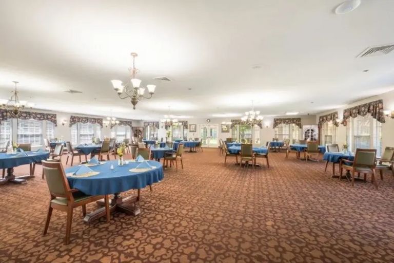 Briar Glen Alzheimer's Special Care Center, Hoover, AL 3