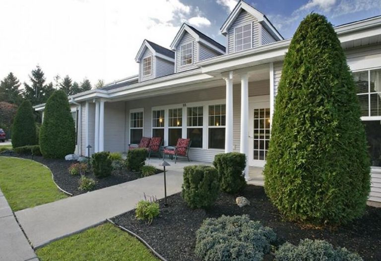 Tennyson Court, Buffalo, NY 3