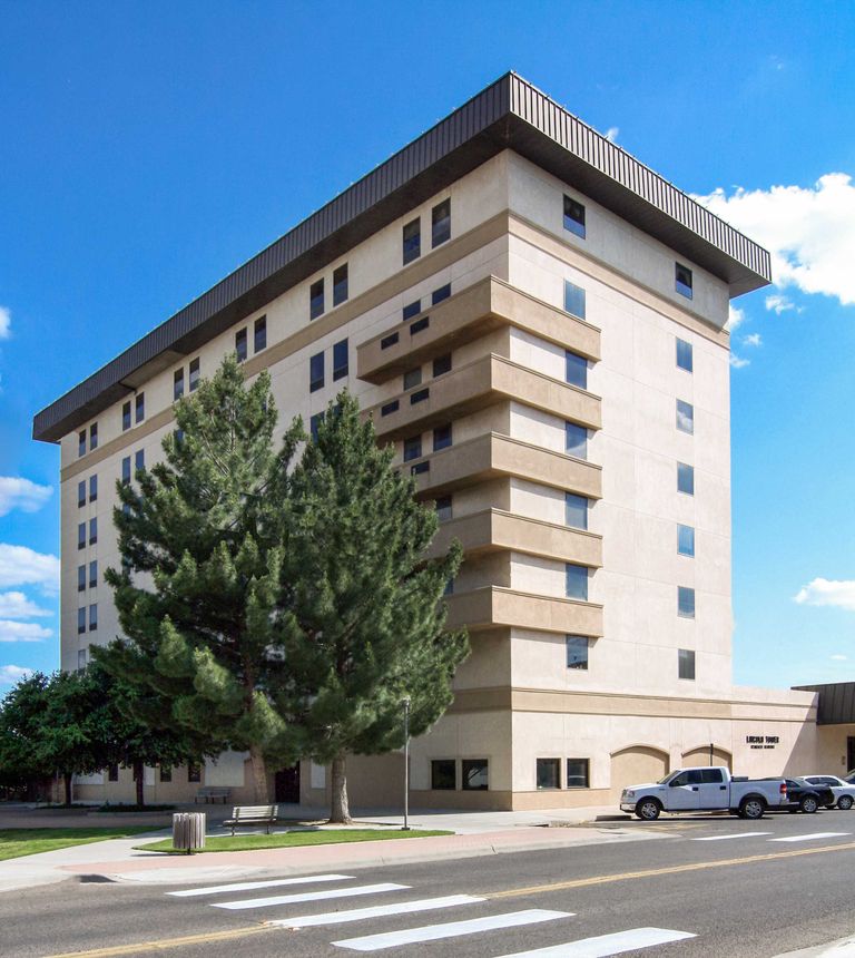Holiday Lincoln Tower - CLOSED, Odessa, TX 3