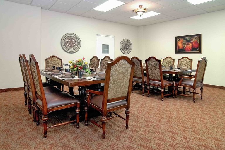 Holiday Lincoln Tower - CLOSED, Odessa, TX 3