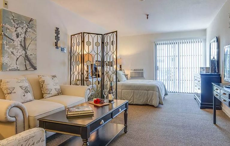 Savant of Woodland Hills, Woodland Hills, CA 3