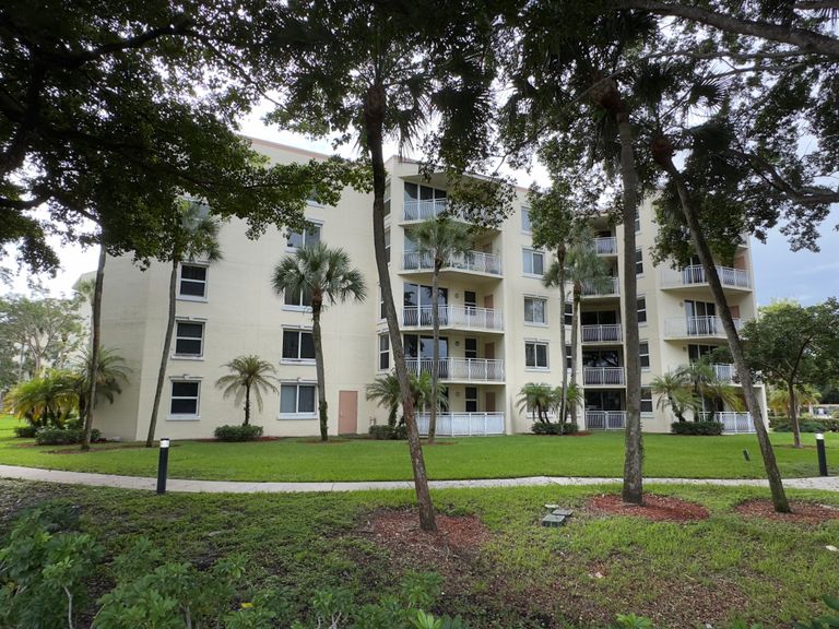 Park Summit, Coral Springs, FL 1