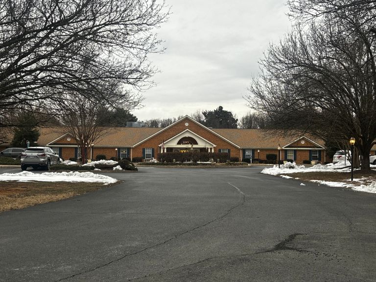 VIVA Senior Living at Fredericksburg, Fredericksburg, VA 3