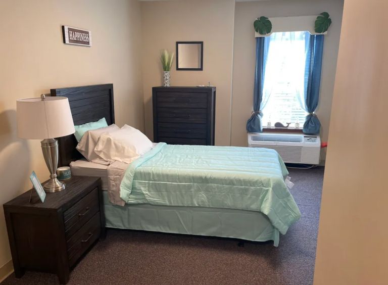 Somerset Court Of Cherryville, Cherryville, NC 2