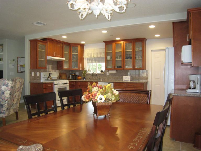 Oceanside Elderly Care Home 448, Oceanside, CA 3