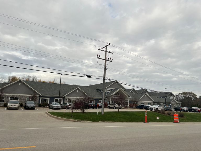 Castle Senior Living - Grand Hills Castle, New Berlin, WI 2