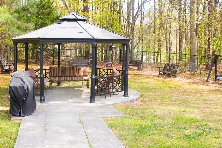 Femi Care Southern Pines Living Center, Maysville , GA 3