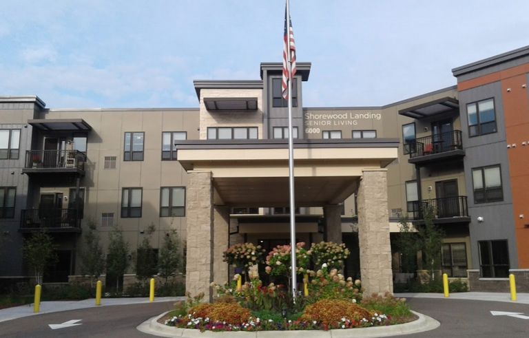 The Pillars Of Shorewood, Shorewood, MN 1