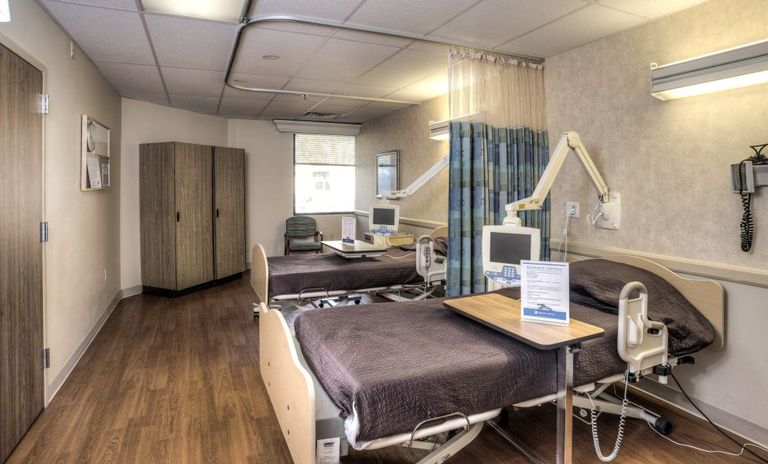 Albuquerque Heights Healthcare and Rehabilitation Center, Albuquerque, NM 3