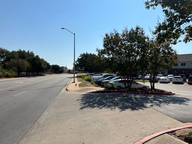 Court at Round Rock, Round Rock, TX 1