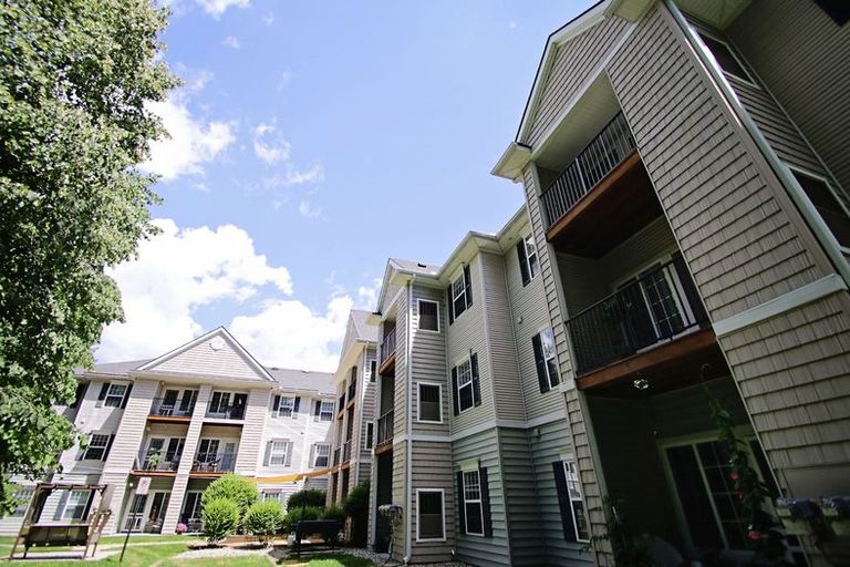 Lockwood of Fenton, Fenton, MI 3