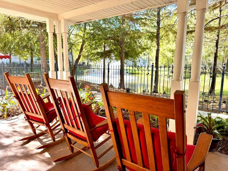 Windsor Senior Living Community, Mandeville, LA 1