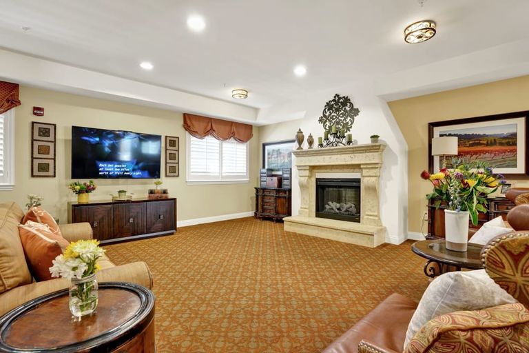 Estancia Del Sol, Corona, CA 3