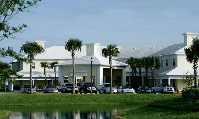 Heron Cove Assisted Living & Memory Care of Vero Beach, Vero Beach, FL 1