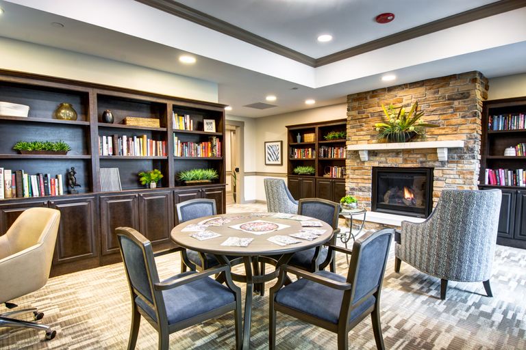 Burr Ridge Senior Living (UPDATED) - Get Pricing, See 41 Photos & See ...