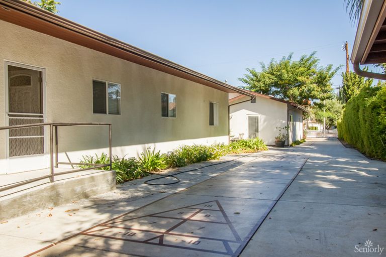 True Living Care, Woodland Hills, CA 2