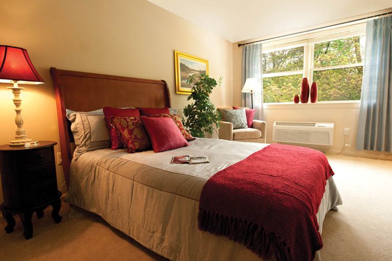 Bed room