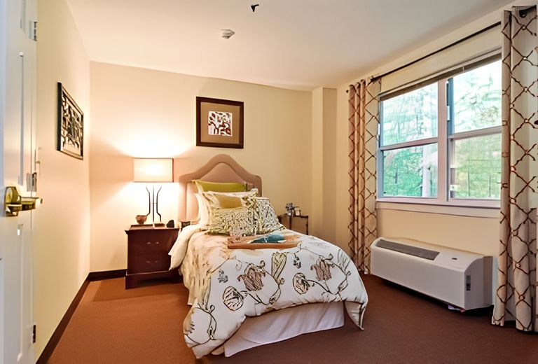 Charter Senior Living of Newport News, Newport News, VA 2