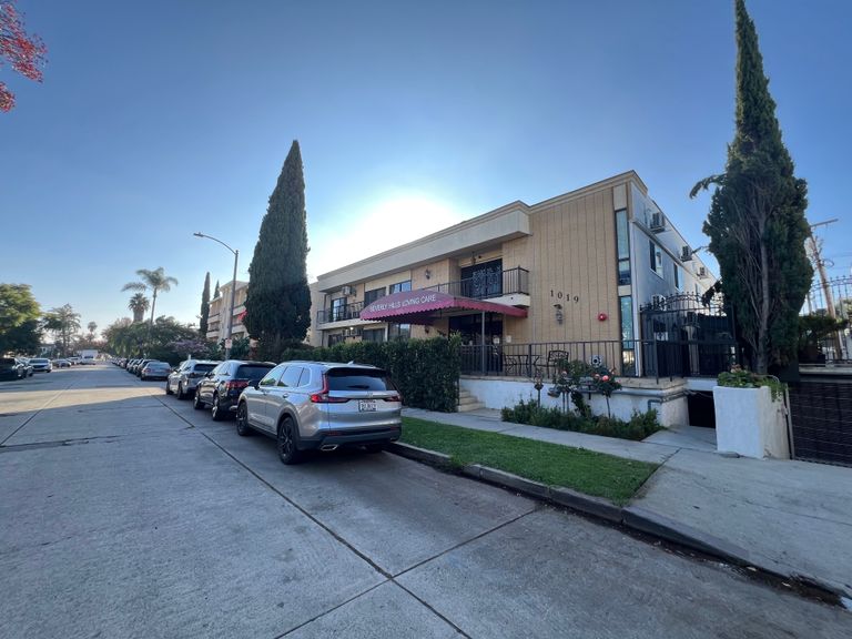 Beverly Hills Loving Care, Los Angeles, CA 3