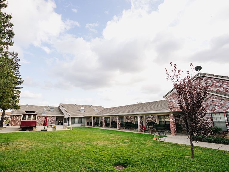 Oakwood Village, Auburn, CA 3