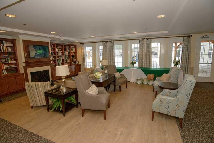 North Woods Village At Edison Lakes, Mishawaka, IN 3