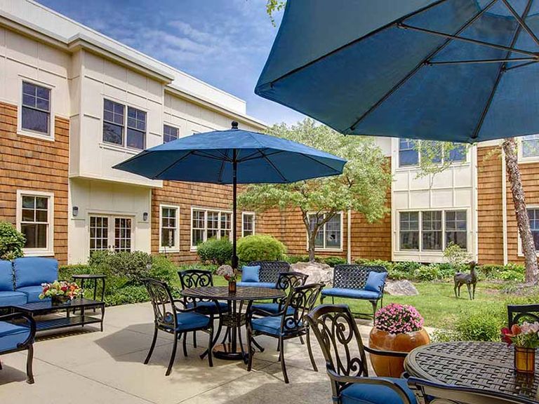 Atria Darien, Darien, CT 3