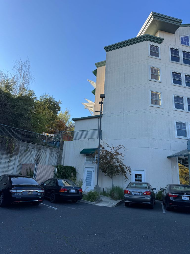 Sycamore Hills By The Bay, Hercules, CA 3