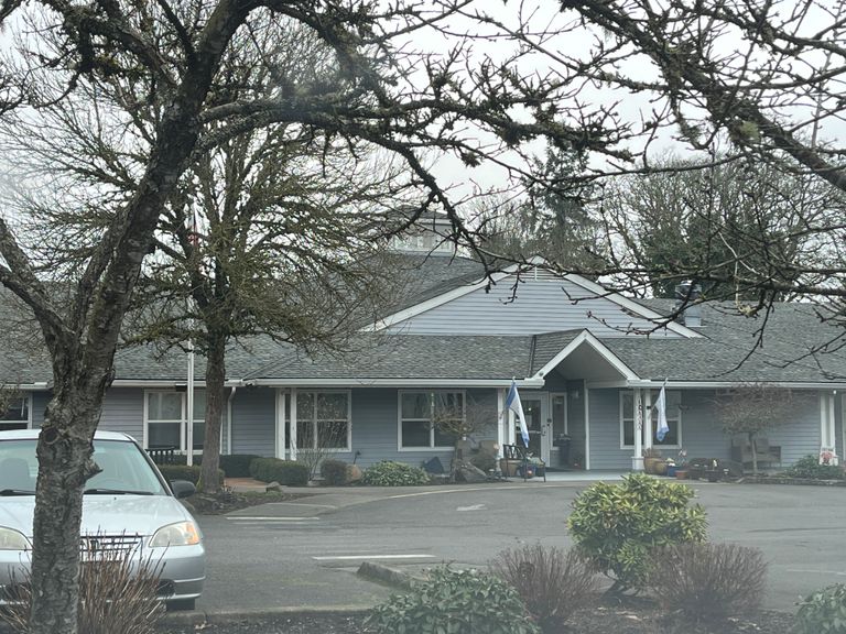 Spring Meadows Assisted Living Facility, St Helens, OR 1