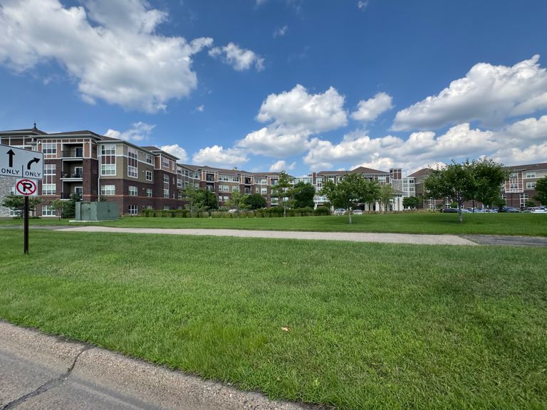 Silvercreek On Main, Maple Grove, MN 3