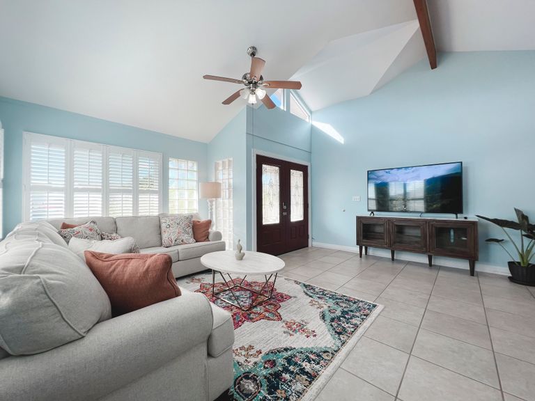Rodriguez Care Home, Pearl City, HI 2