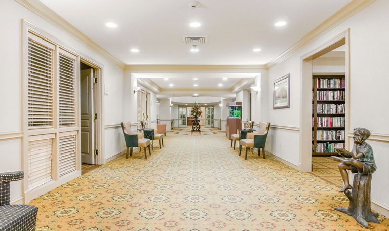 Oakmont Sterling, Sterling Heights, MI 3