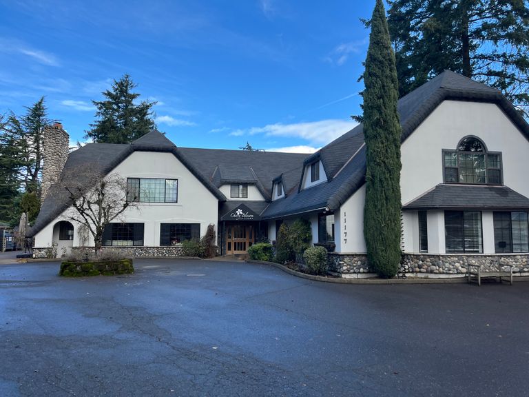 Cherry Blossom Cottage, Portland, OR 1