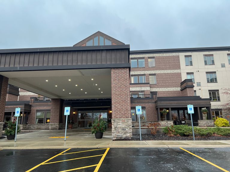 New Perspective Senior Living - West Bend, West Bend, WI 3