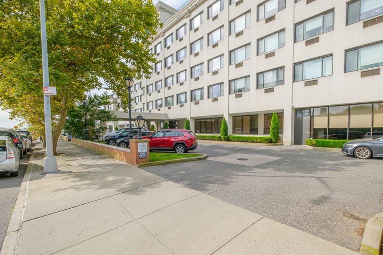 The Waterford on the Bay, Brooklyn, NY 3