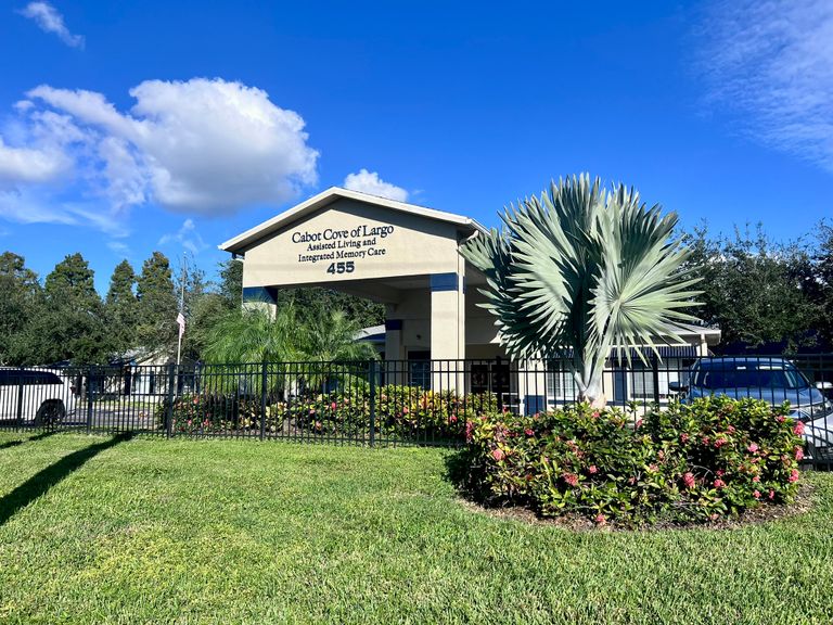 Cabot Cove of Largo, Largo, FL 2