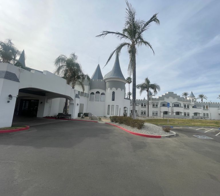 Camelot, Hemet, CA 2