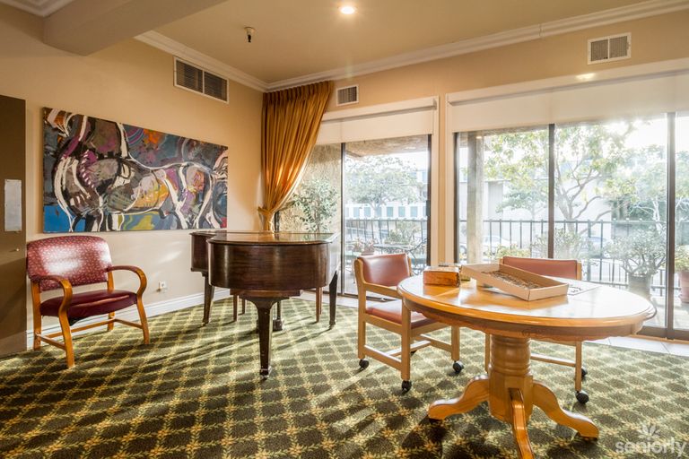 Holiday Villa East, Santa Monica, CA 1