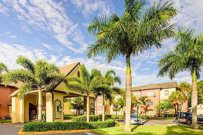 Brookdale College Parkway, Fort Myers, FL 1