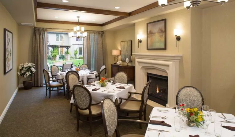Oakmont Of Redding, Redding, CA 2