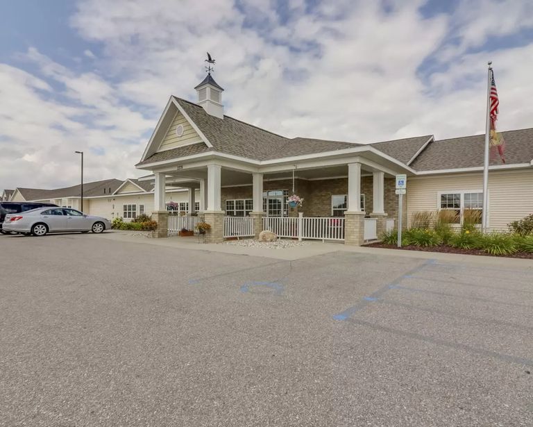 Crestwood Village Assisted Living & Memory Care, Mt. Pleasant, MI 1