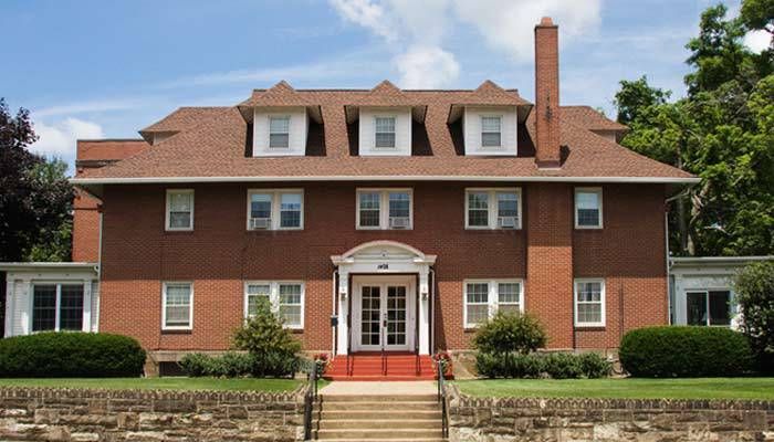 Paisley House, Youngstown, OH 3
