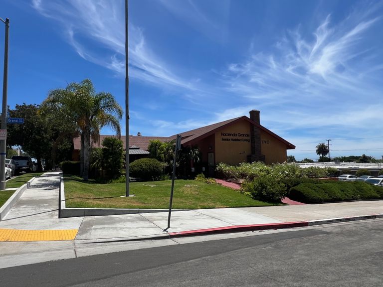 Hacienda Grande Senior Assisted Living, Long Beach, CA 2