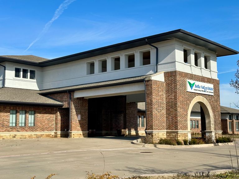 Discovery Commons At Spring Creek, Garland, TX 1